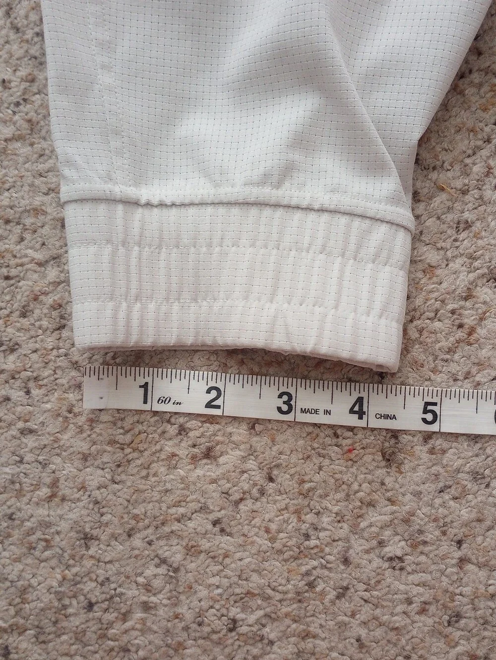 Lululemon Cream White Joggers Size Medium Activewear Running Gym Workout